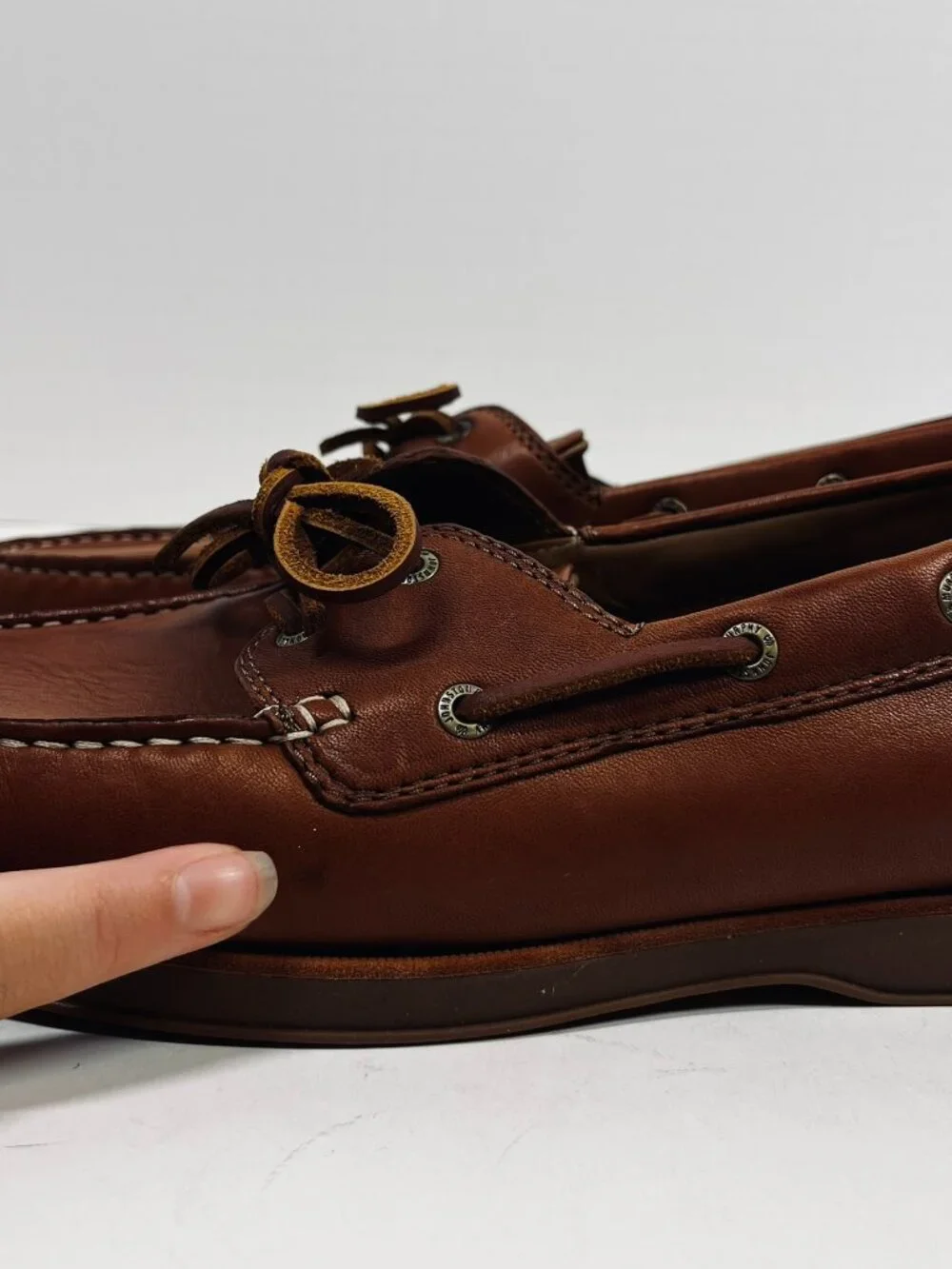 NWOB Johnston & Murphy Men's Tan Monaco 2-Eye Sheepskin Boat Shoe Size 13 M